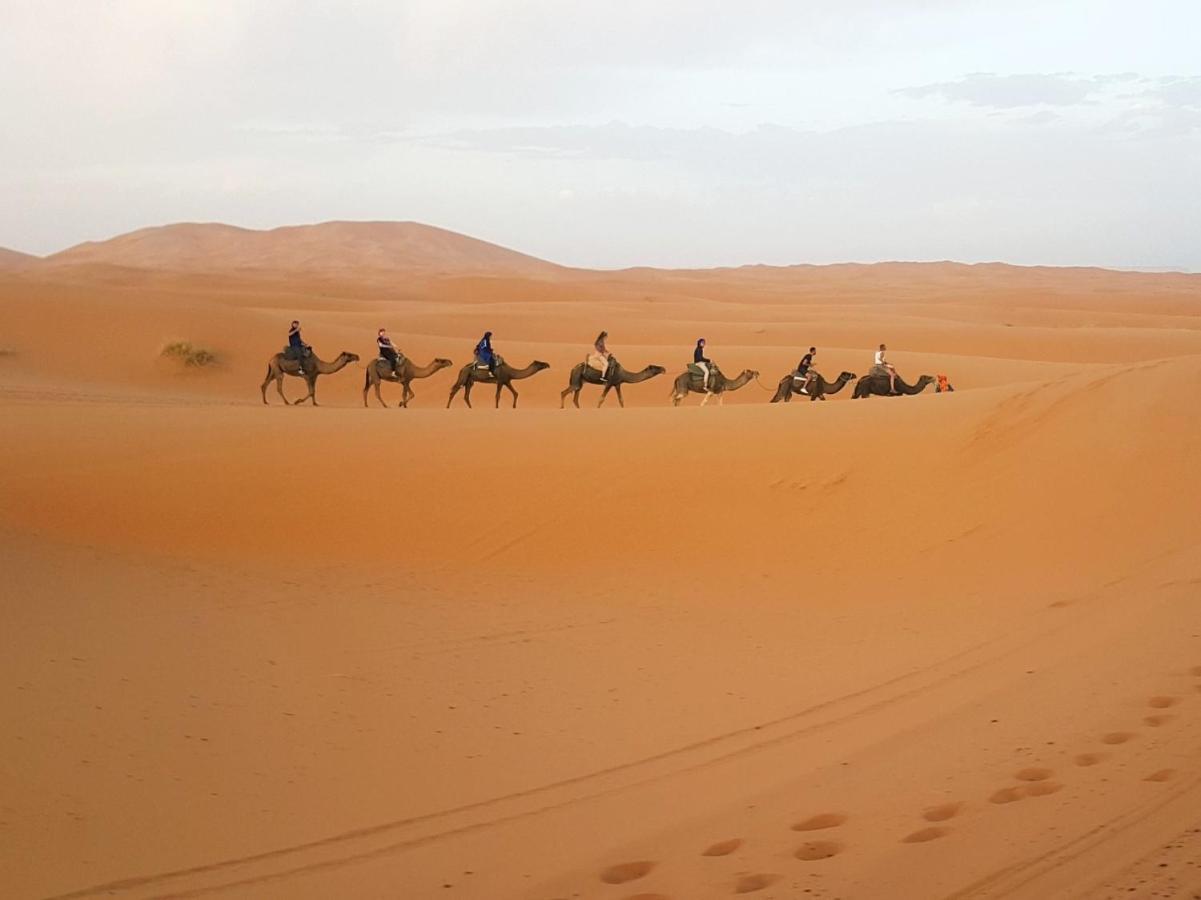 ホテル Maison Bedouin メルズーガ エクステリア 写真