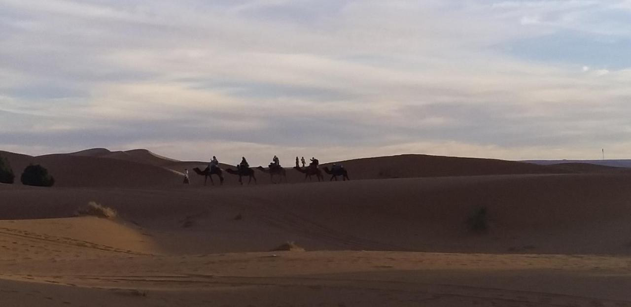 ホテル Maison Bedouin メルズーガ エクステリア 写真